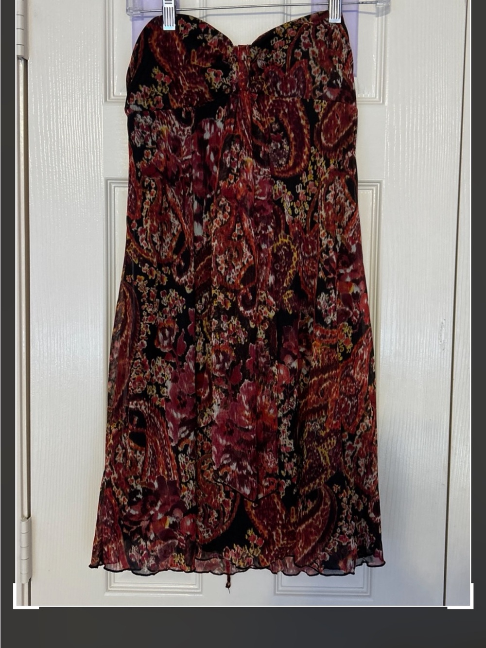 Strapless Floral Paisley Midi dress in Burgundy